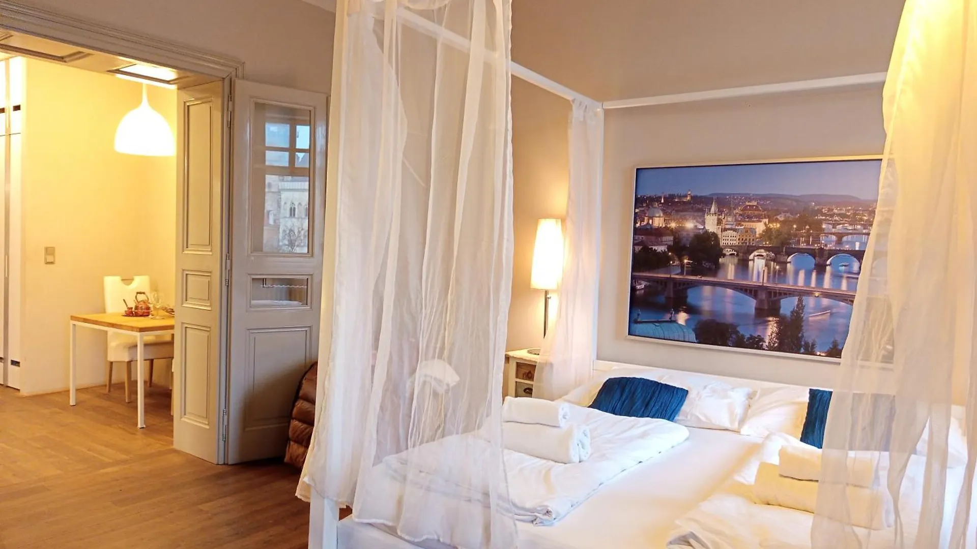Romantic Apartment Prague 0*,